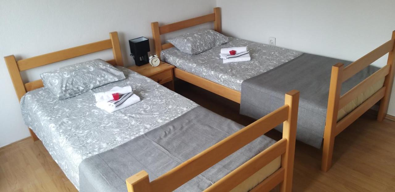 Studio Apartman SAJRA Kulen Vakuf Esterno foto